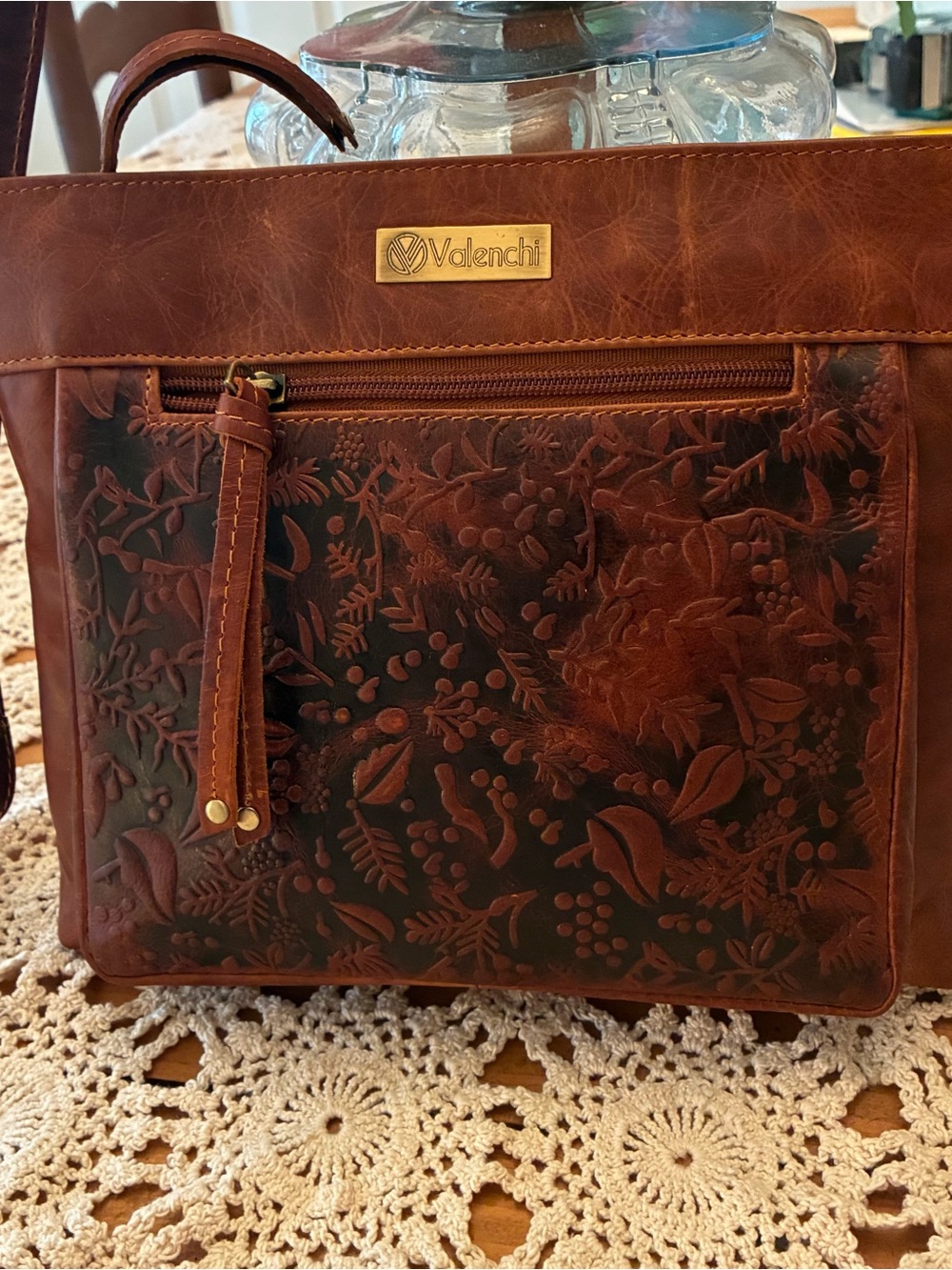 NWT Valenchi Women's Brown Tooled Leather Crossbody Bag with Floral Detail - Picture 3 of 16